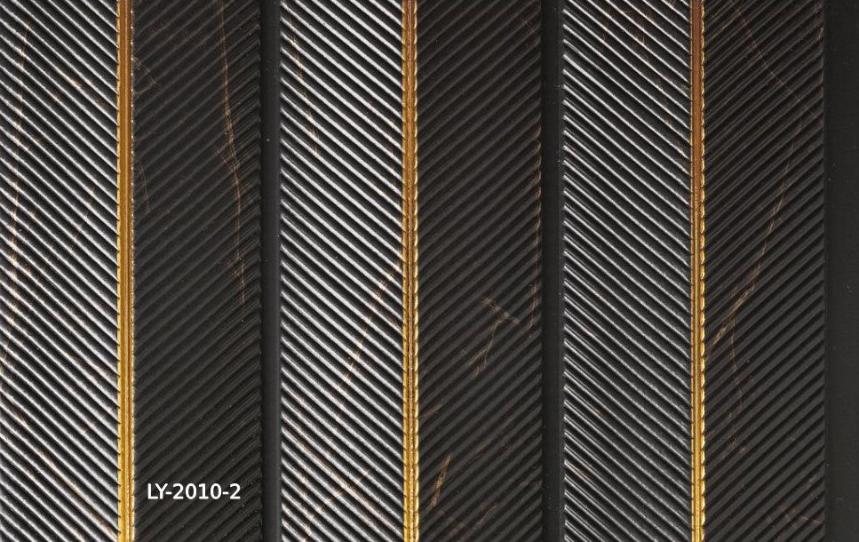 Imported PS wood substitute, pyramid, 20 cm, LY-2010-2