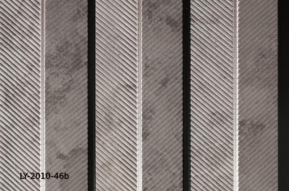 Imported PS wood substitute, pyramid, 20 cm, LY-2010-46b