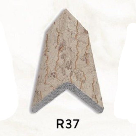 R37 decorative corner